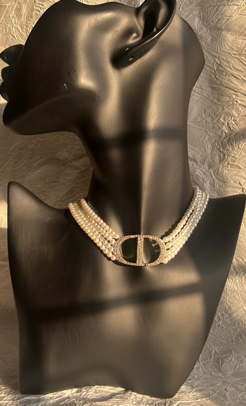 CD_ PEARL CHOKER